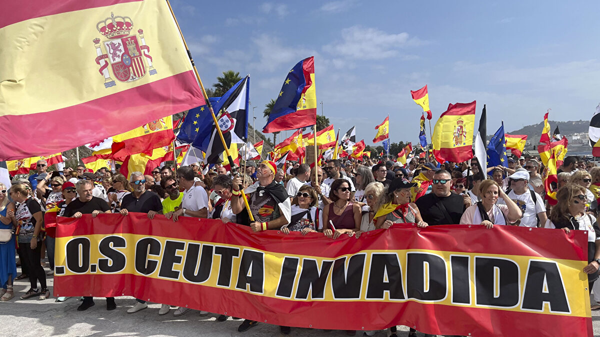Federico a las 6: Ceuta vuelve a echarse a la calle contra los invasores
