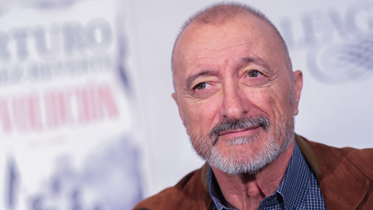 Pérez-Reverte, contra Exteriores por un acto en México: Si nos presentamos a un concurso de gilipollas…