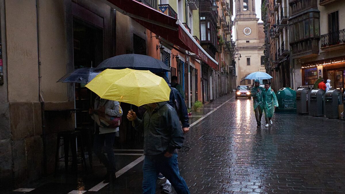 El frente que romperá la estabilidad: nubes en el norte y chubascos dispersos en Canarias