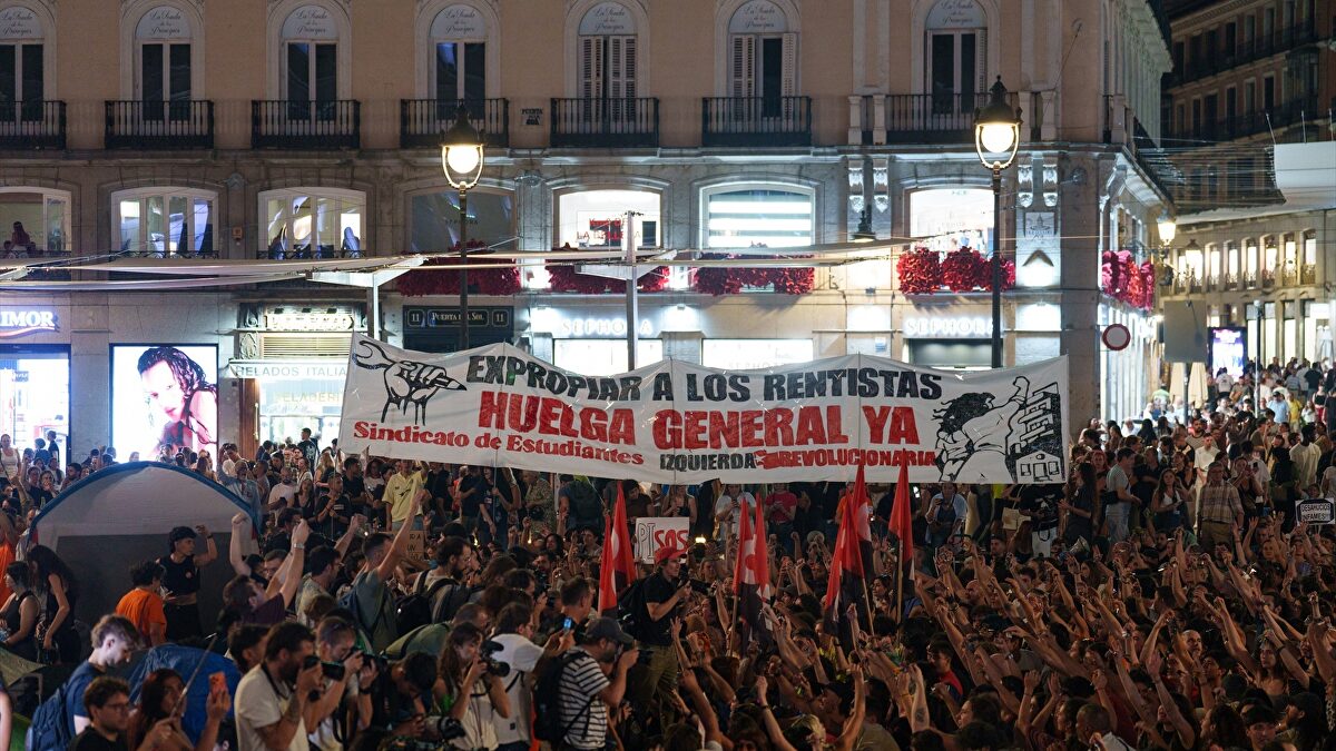Noticias La Trinchera: El Sindicato de Inquilinas utiliza a Mari Carmen para montar un 15M