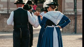 trajes-alemanes-tradicionales-011026.jpg