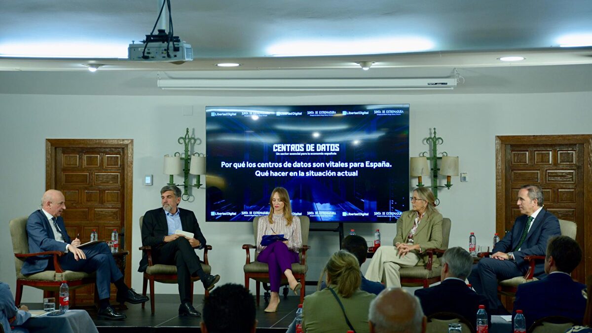 El foro de Libertad Digital alerta contra el freno regulatorio a los centros de datos:  Nos jugamos el futuro 