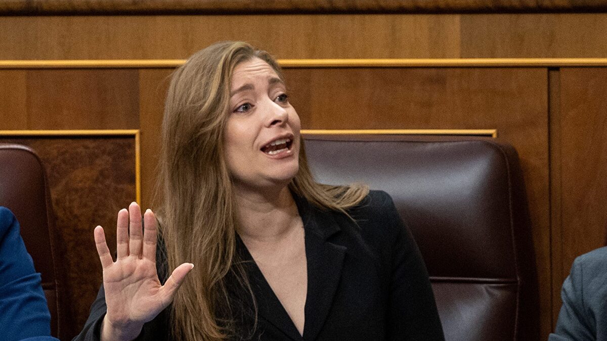 Ester Muñoz deja planchada a TVE por publicar un bulo contra ella
