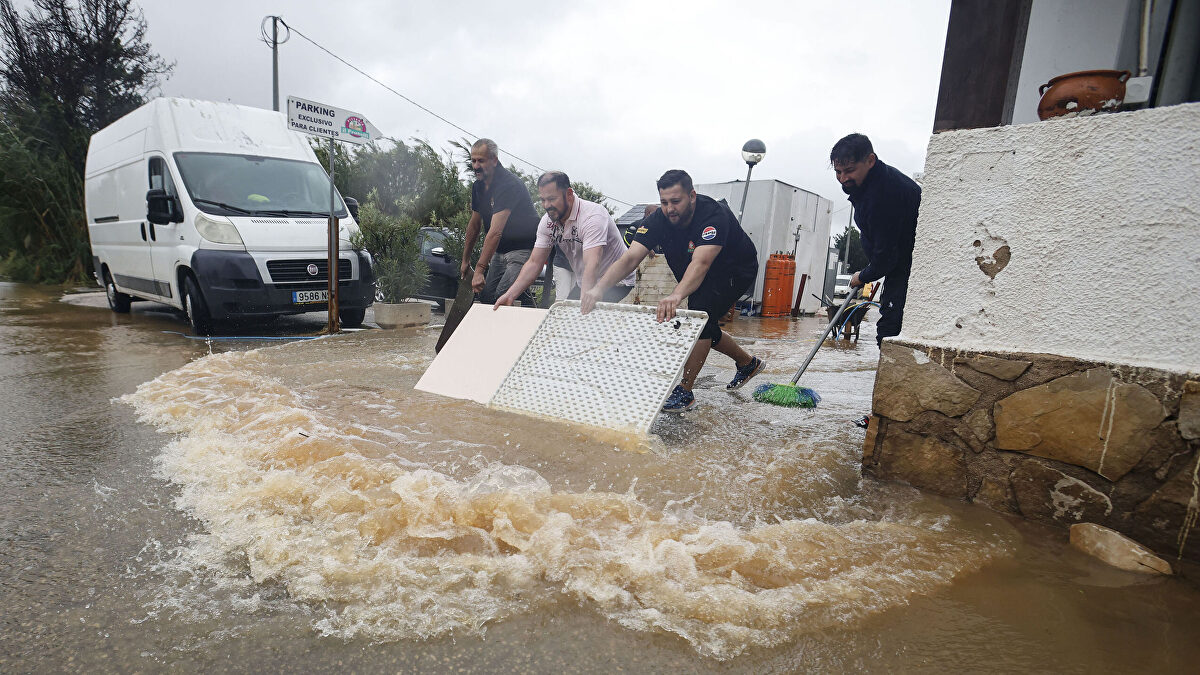 La dana Adam deja al menos seis muertos y más de 2.000 evacuados en la Comunidad Valenciana
