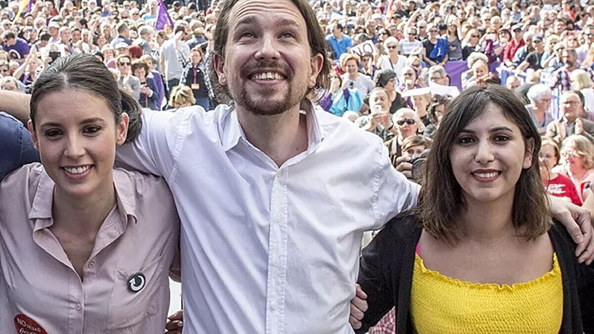 Montero recupera como número 3 a Dina Bousselham, la exasesora del móvil de Pablo Iglesias