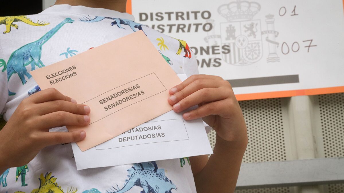 Voto al Senado el 29-N: no es obligatorio marcar todos los nombres y la papeleta tiene un máximo de cruces