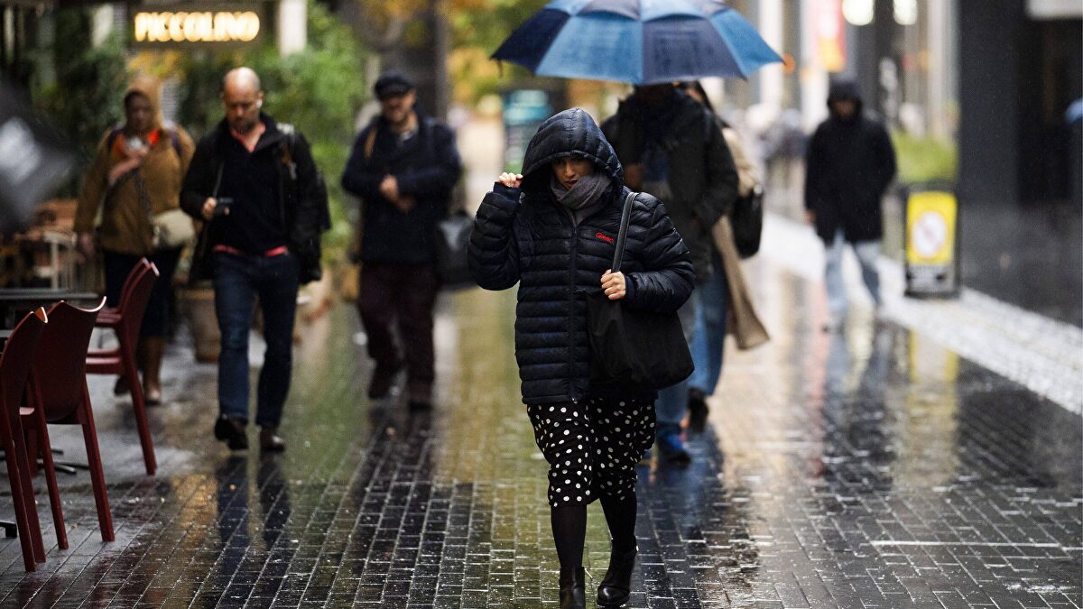 Tiempo estable en casi toda España salvo fuertes lluvias en Baleares y viento en el Estrecho