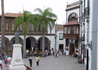 Santa-Cruz-de-La-Palma.JPG